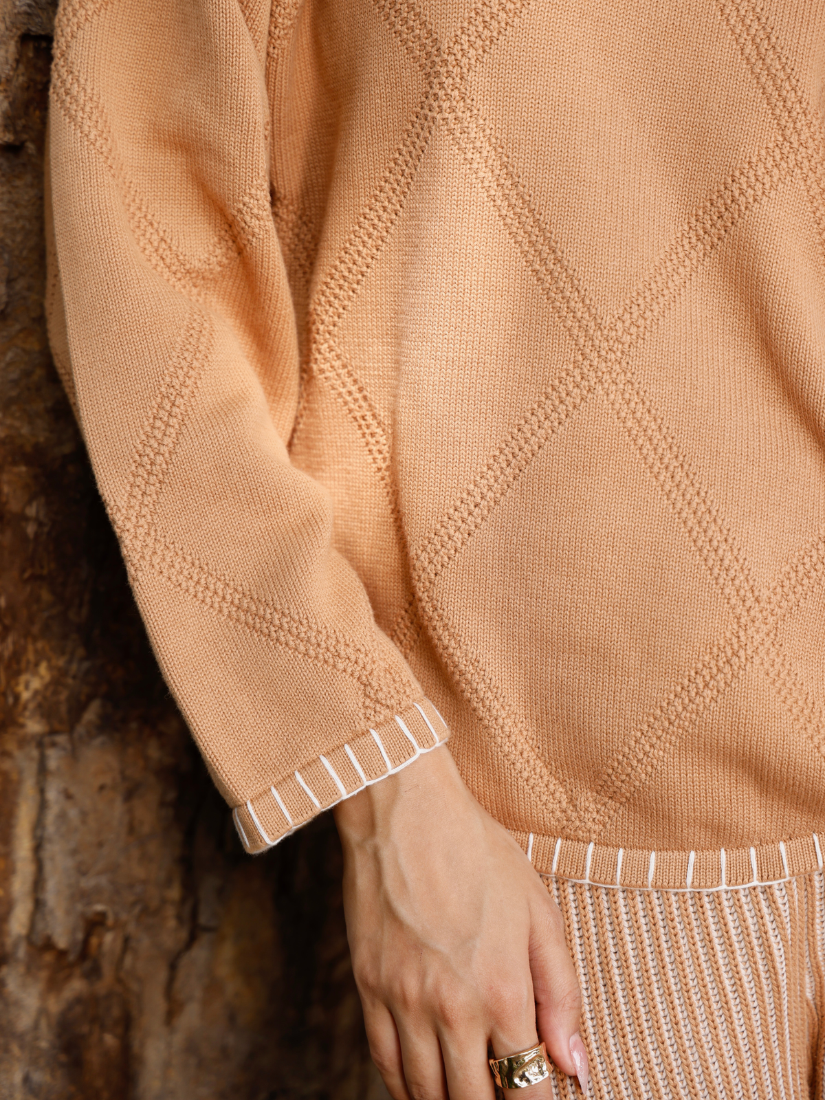 V Neck Pullover with Blanket Stitch in Mocha