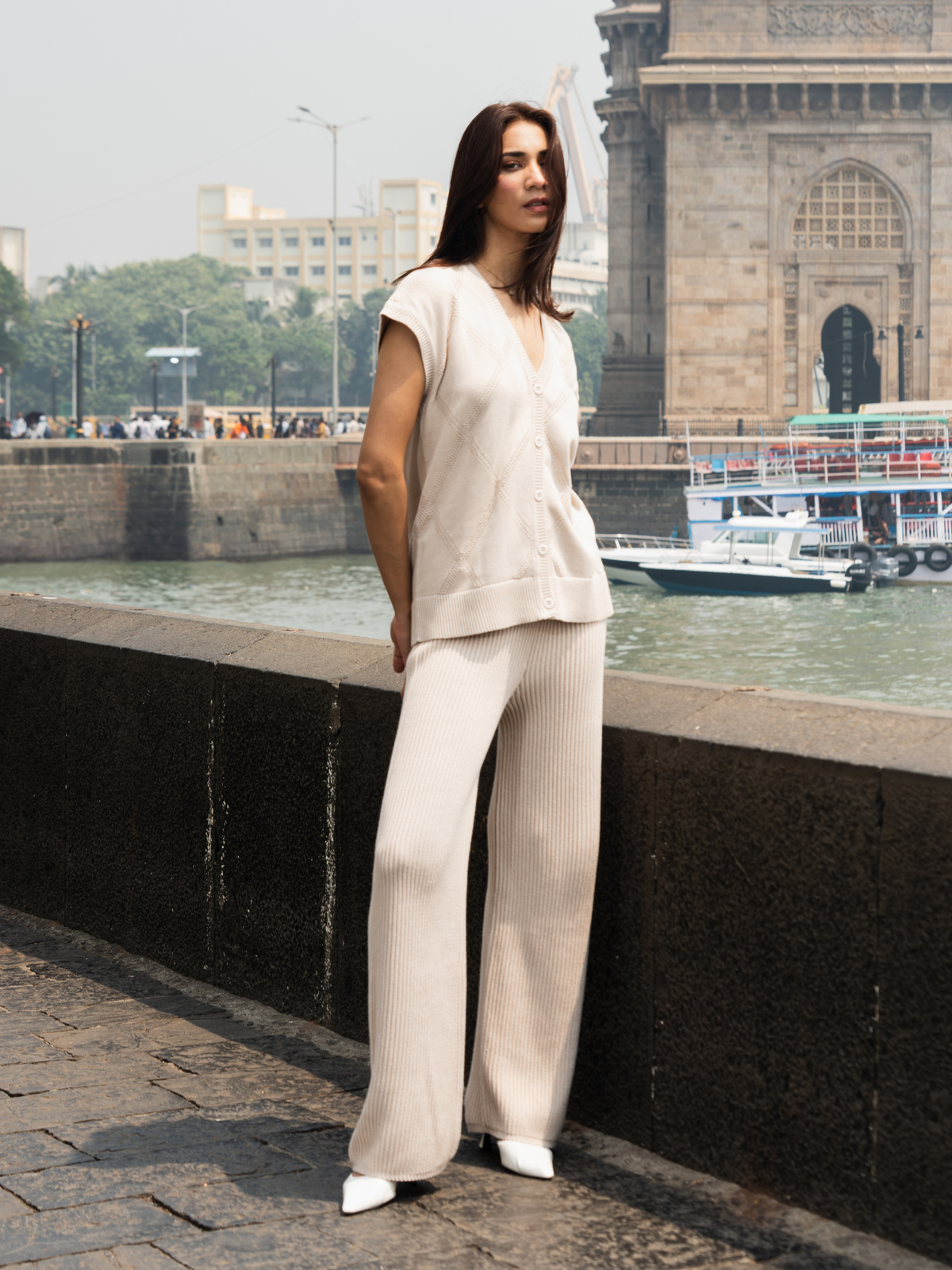 Knitted Vest Cardigan with Pants in Oatmeal