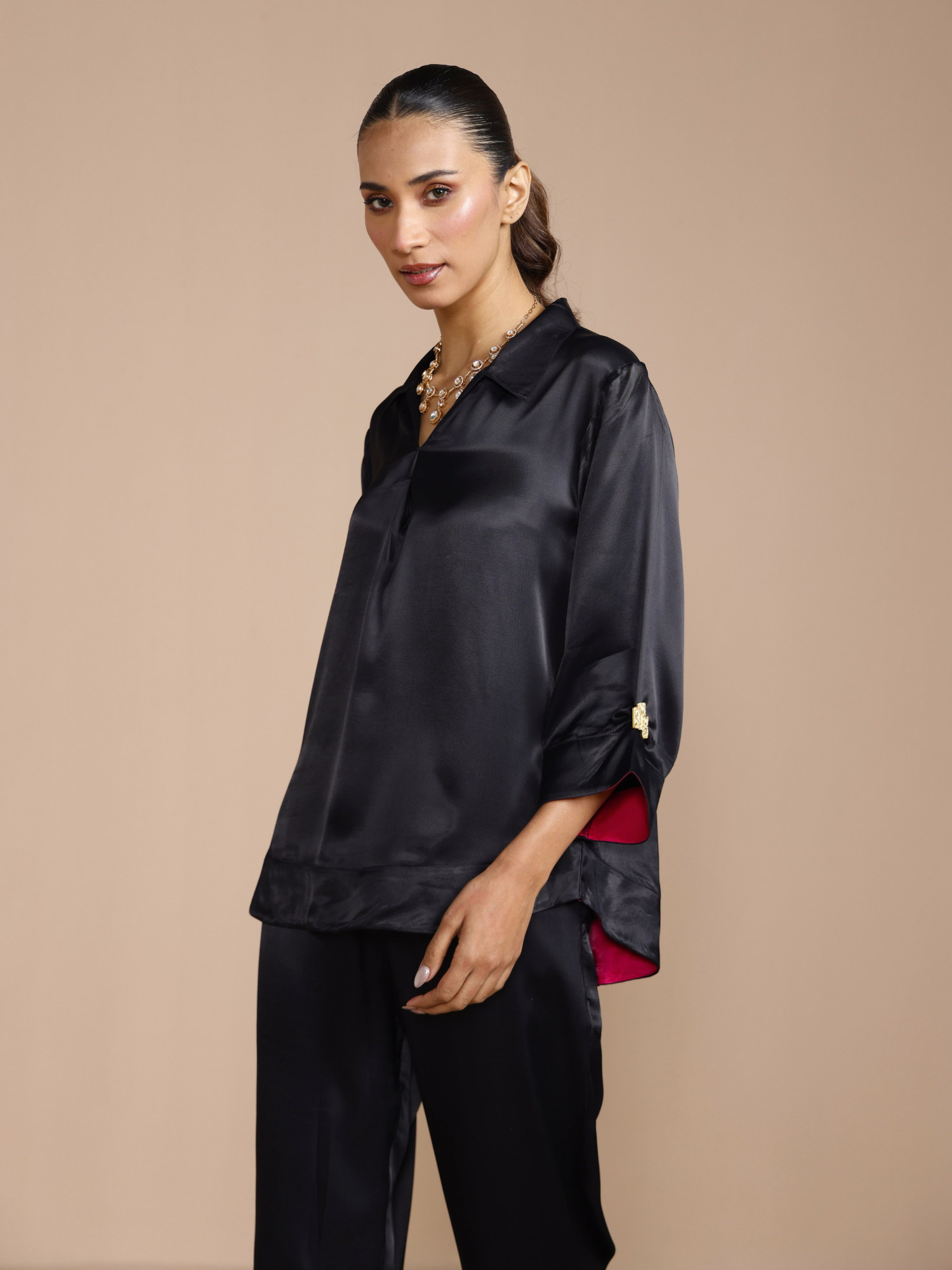 Satin Skipper Collar Top with Flowy Pants in Charcoal