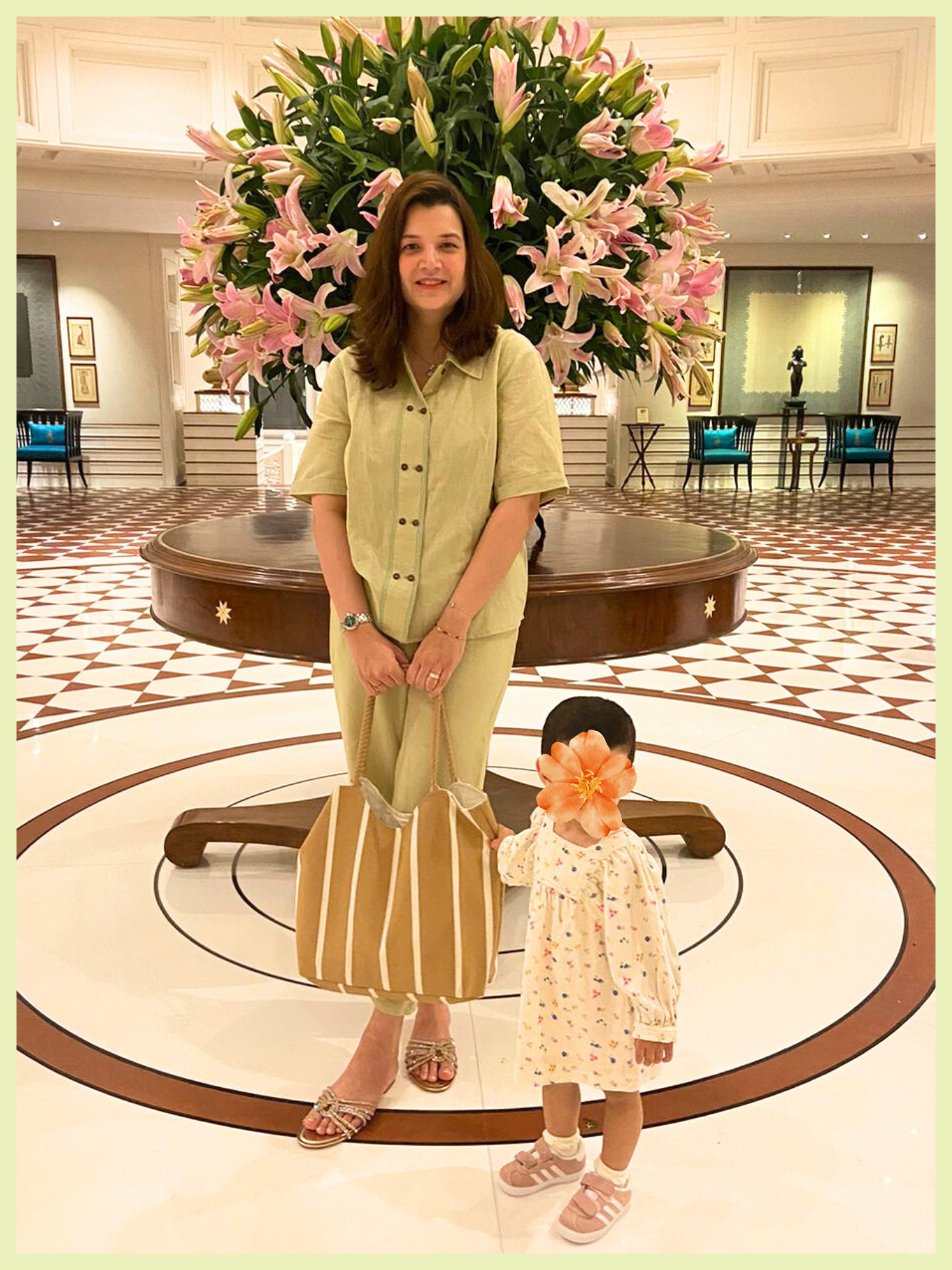 Canvas Tote Bag in Caramel Frappe