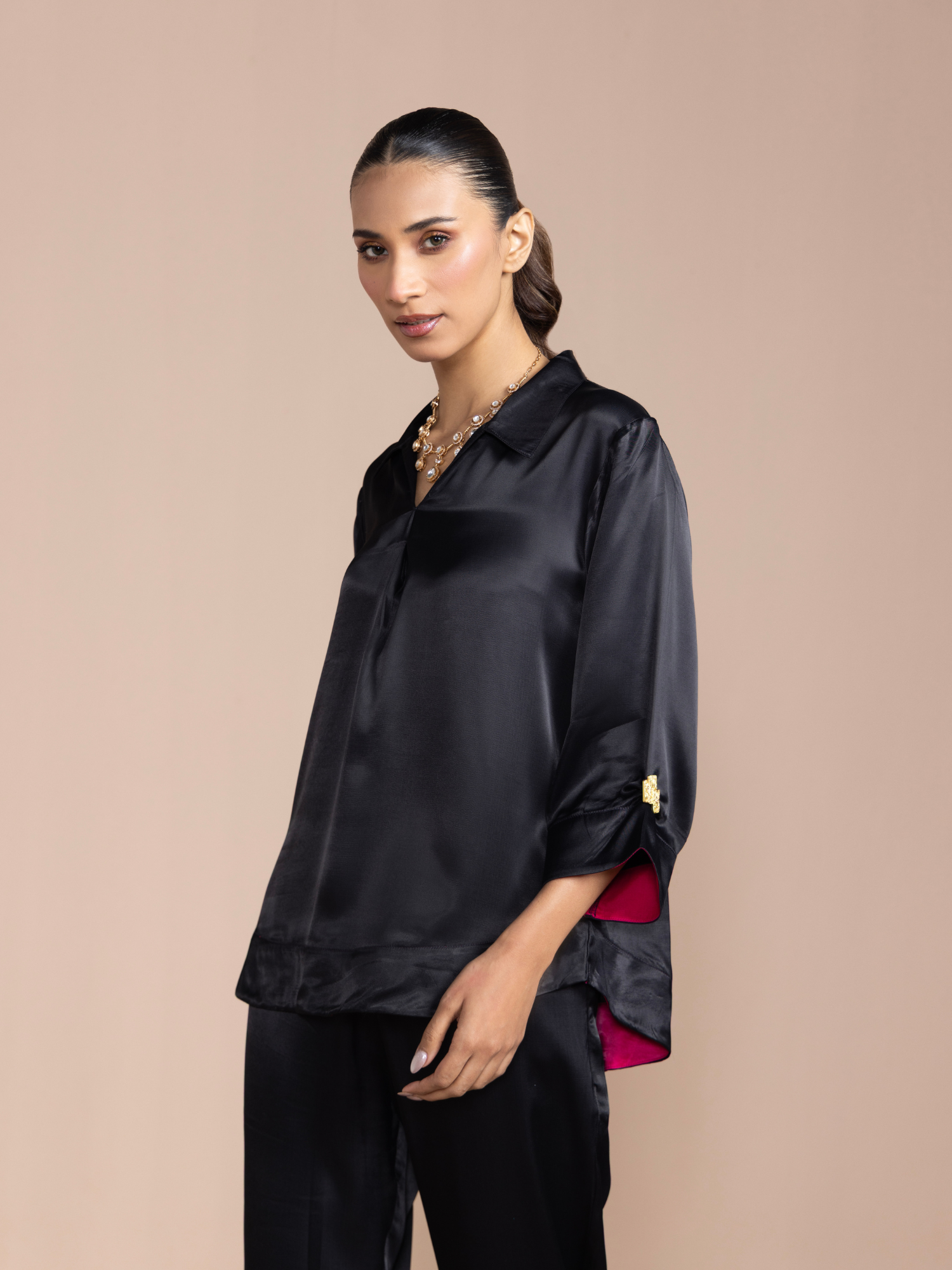 Satin Skipper Collar Top with Flowy Pants in Charcoal