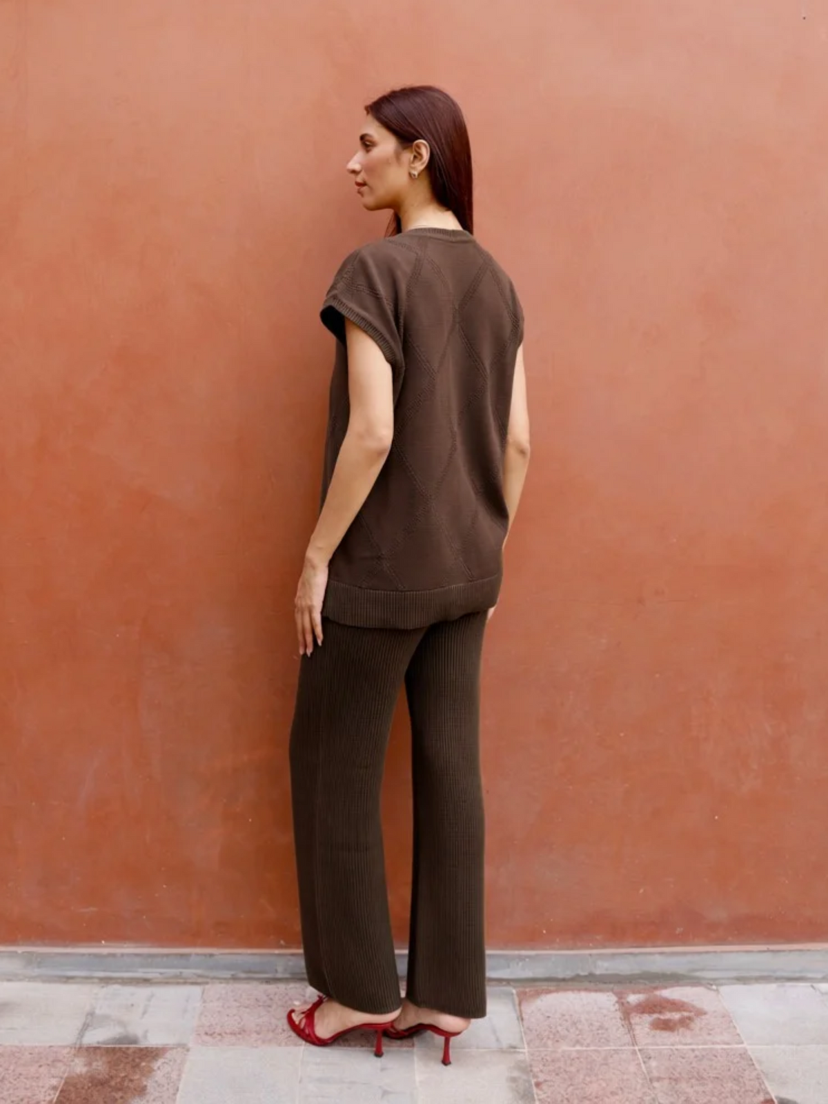 Knitted Vest Cardigan with Pants in Espresso