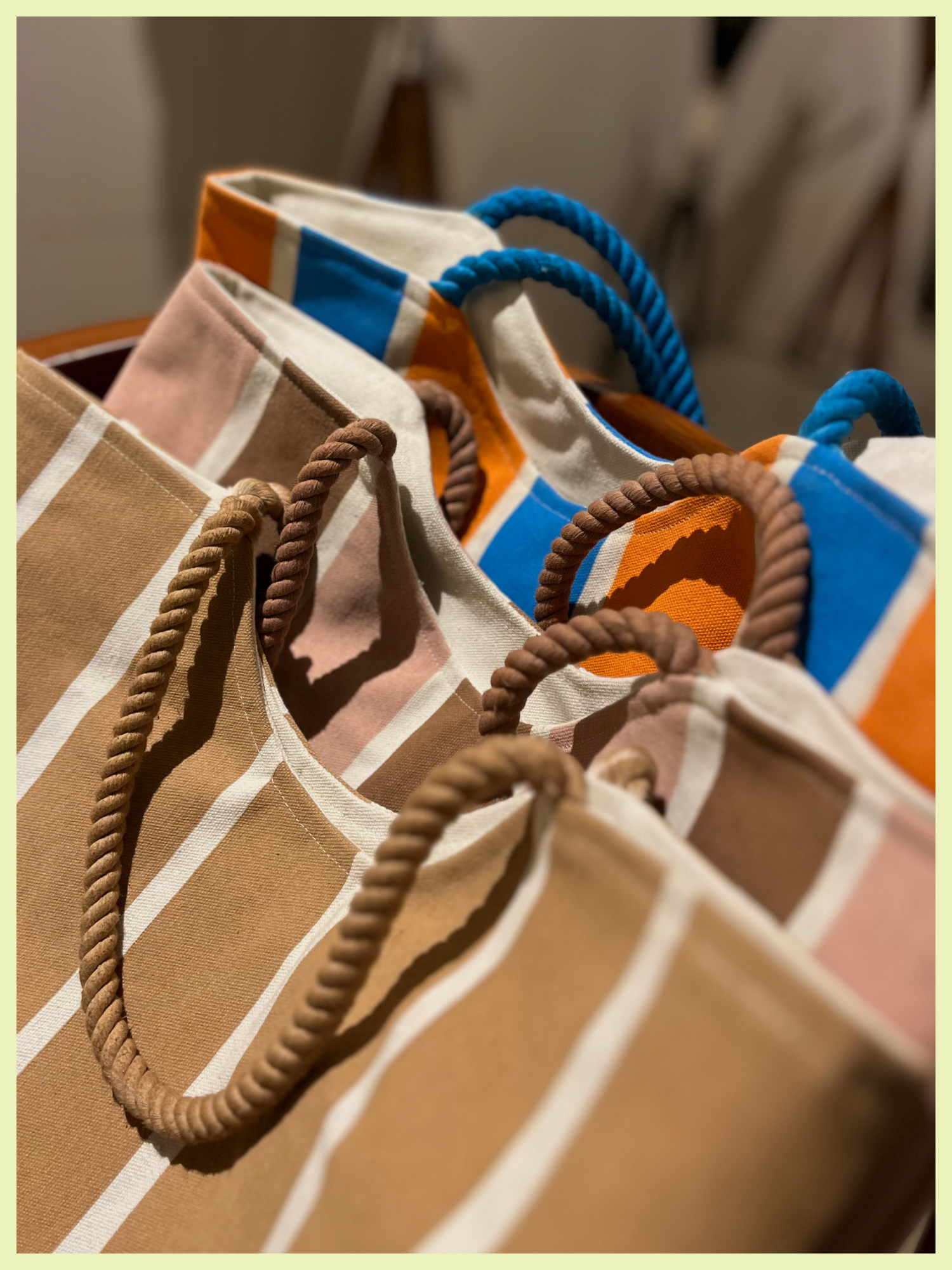 Canvas Tote Bag in Caramel Frappe