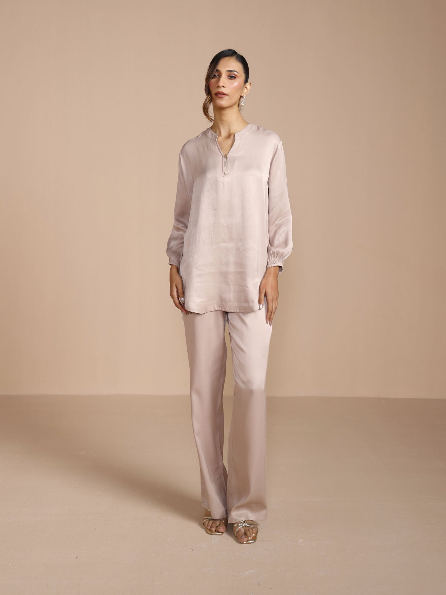 Satin Flowy Pants in Silver Taupe