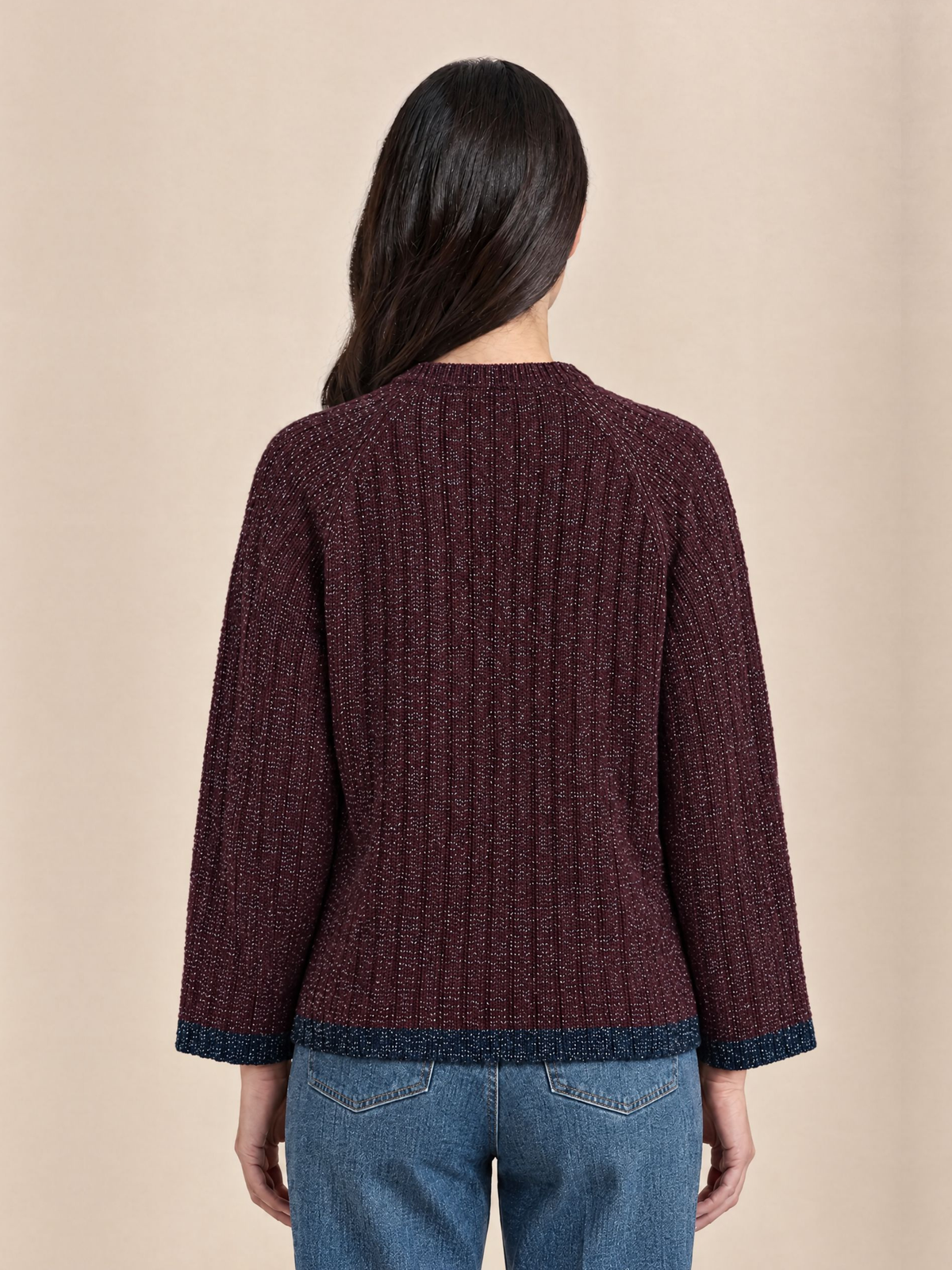 Round Neck Melange Knitted Pullover in Maroon