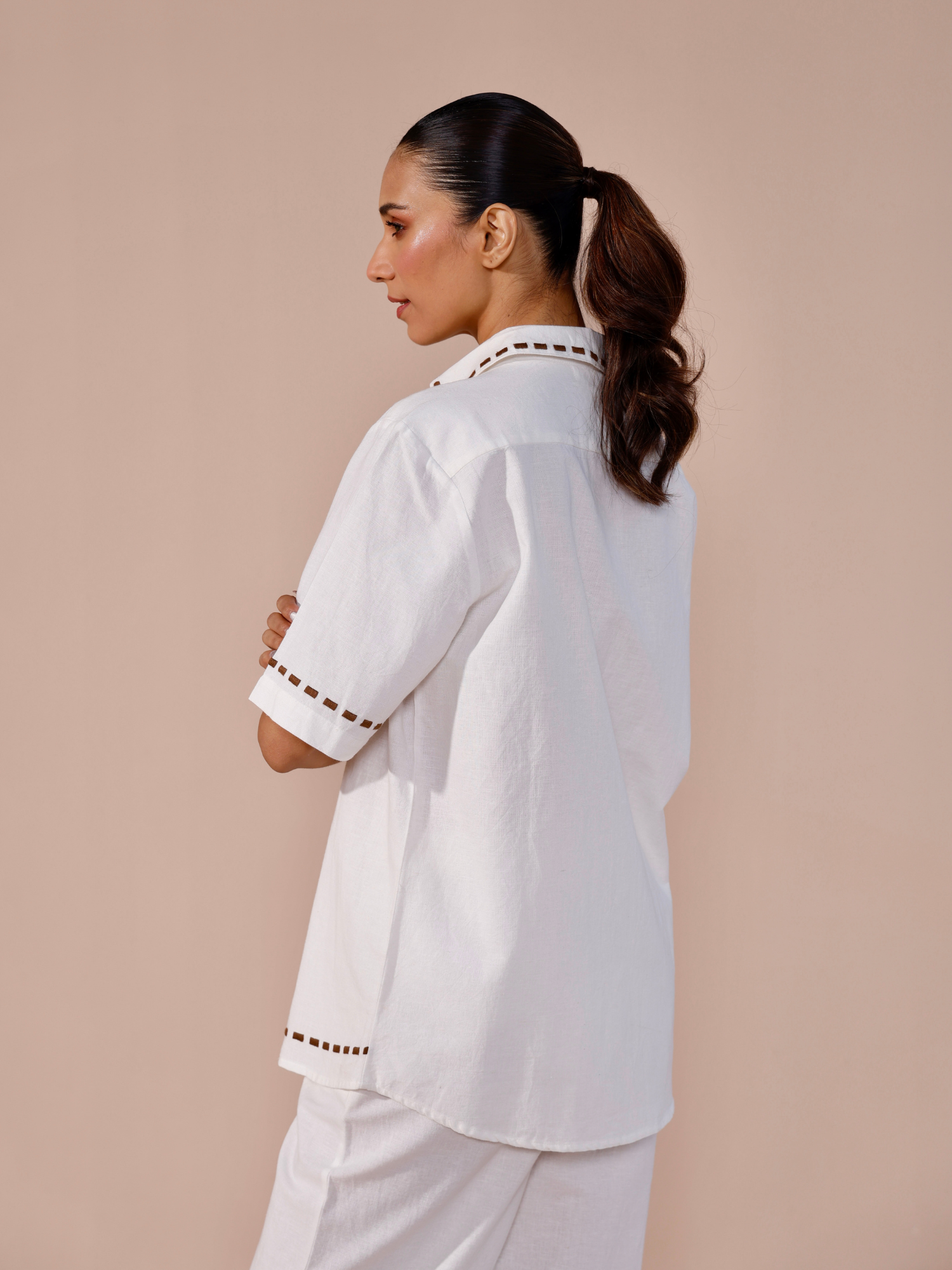 Escape Linen Shirt in Vanilla